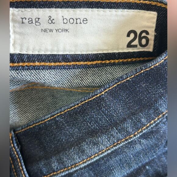 Rag & bone Dre Women's Blue Jeans denim dark medium wash distressed size 26 - Picture 4 of 8
